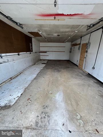 1710 LOWER ROCKY DALE RD, Green Lane, PA 18054