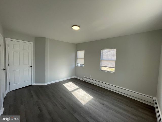 1710 LOWER ROCKY DALE RD, Green Lane, PA 18054