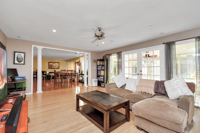 1527 Martin Street, Houston, TX 77018