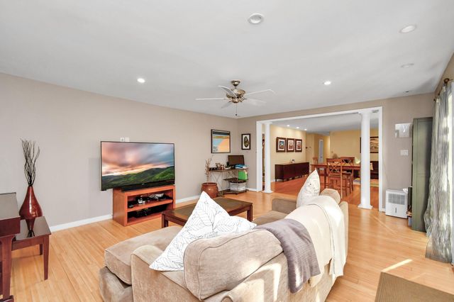 1527 Martin Street, Houston, TX 77018