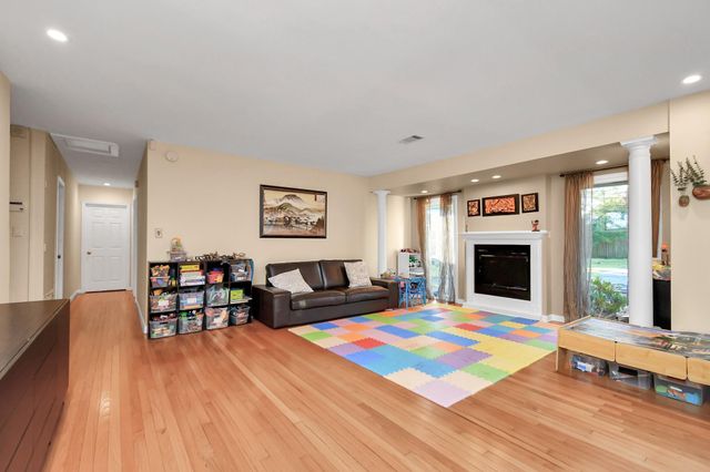 1527 Martin Street, Houston, TX 77018