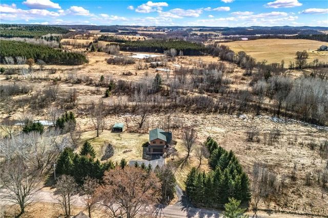 E6035 Evergreen Road, Eleva, WI 54738