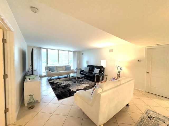 4201 N Ocean Boulevard 302c, Boca Raton, FL 33431