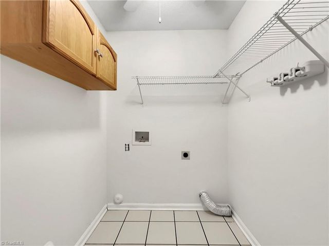 2410 Stratford Lake Road, Winston-salem, NC 27103