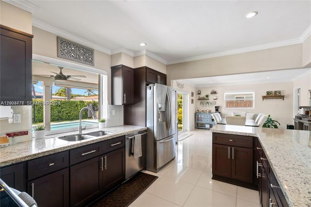19900 SW 83rd Avenue, Cutler Bay, FL 33189