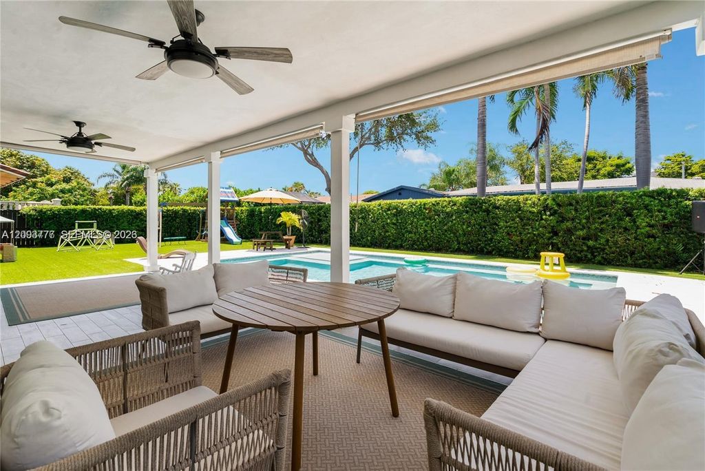 19900 SW 83rd Avenue, Cutler Bay, FL 33189