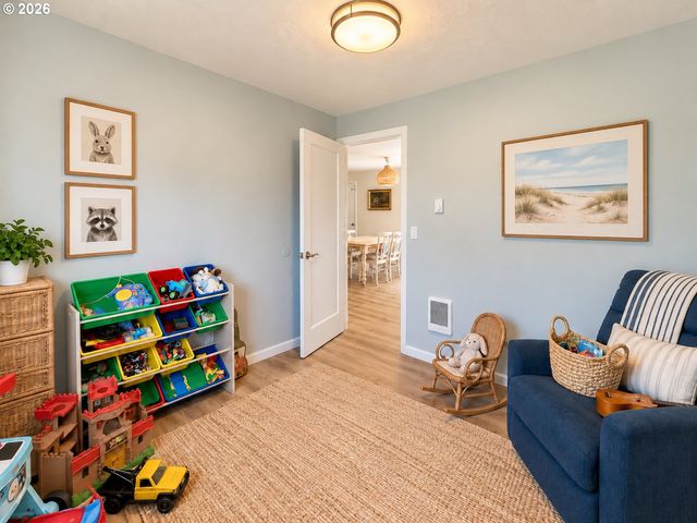 4073 MARSHALL Ave, Eugene, OR 97402