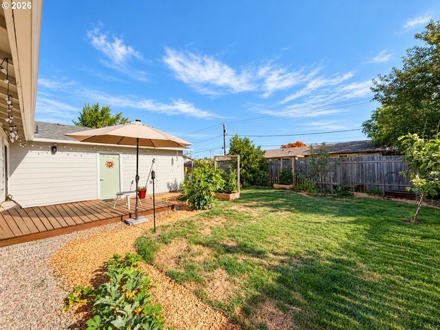 4073 MARSHALL Ave, Eugene, OR 97402