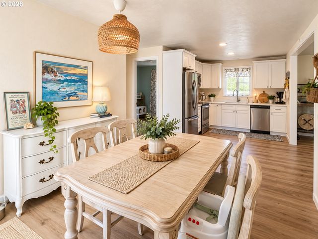 4073 MARSHALL Ave, Eugene, OR 97402