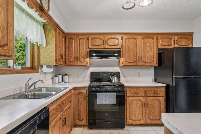 6386 255th Street, Wyoming, MN 55092