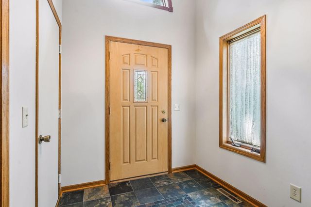 6386 255th Street, Wyoming, MN 55092