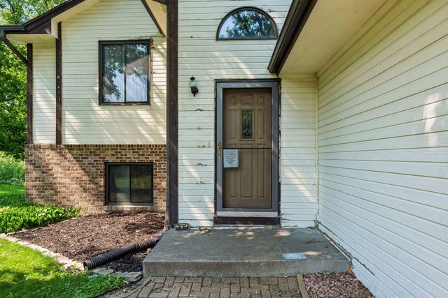 6386 255th Street, Wyoming, MN 55092