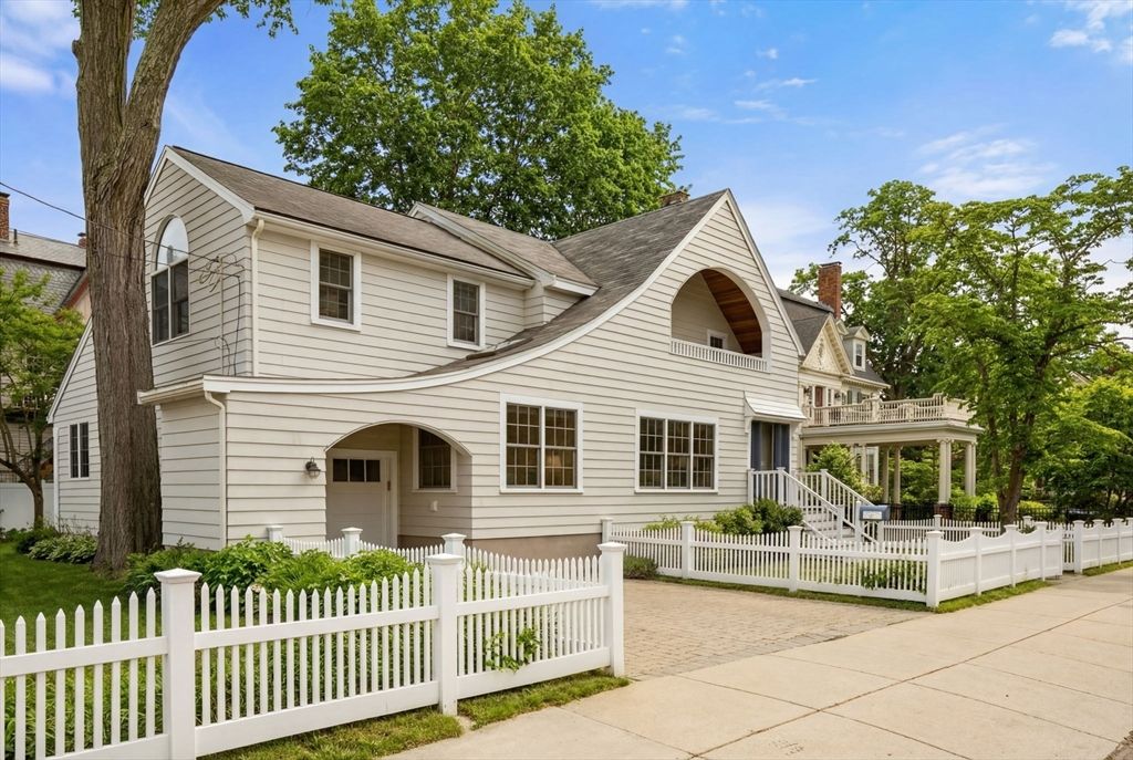 25A Eliot Street, Boston, MA 02130