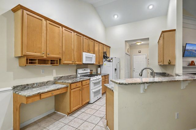2113 Baldwin Park Drive, Mount Pleasant, SC 29466