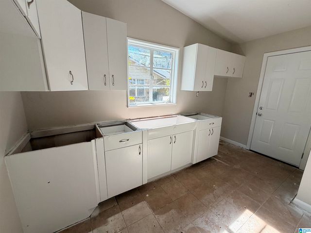 516 MIDWAY STREET, Birmingham, AL 35228