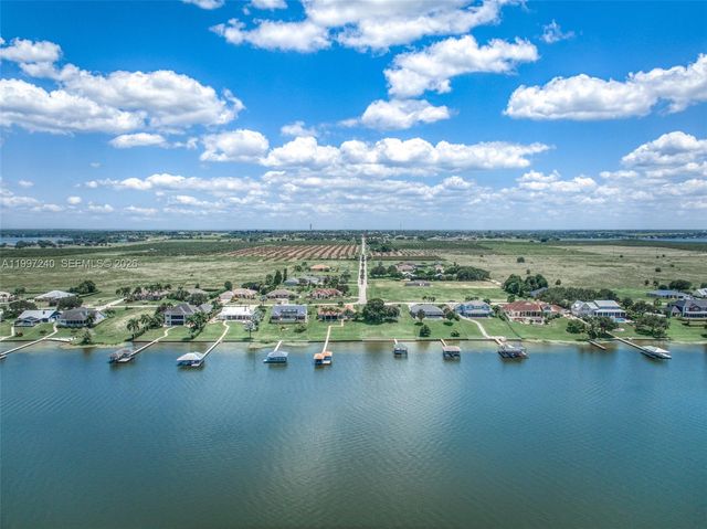 134 Sunset Point Dr Lake Placid, Other City - In The State Of Florida, FL 33852