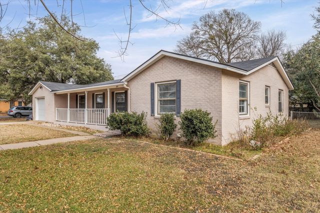 351 Santa Fe Drive, Woodway, TX 76712