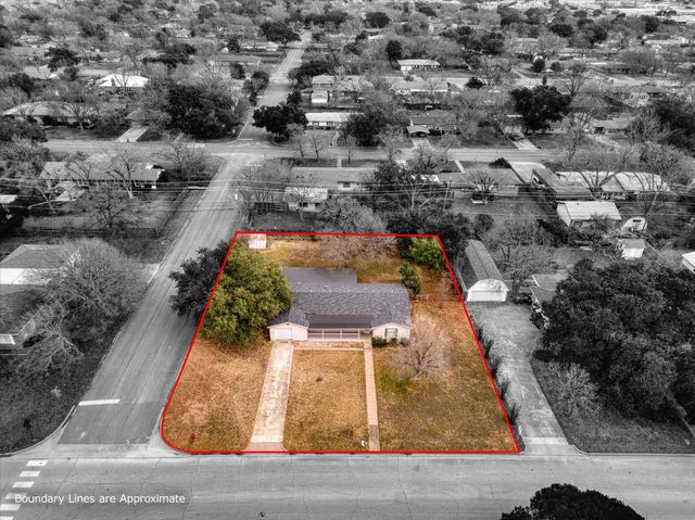 351 Santa Fe Drive, Woodway, TX 76712