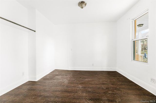 214 E Prospect Avenue, Mount Vernon, NY 10550