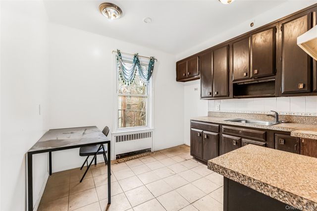 214 E Prospect Avenue, Mount Vernon, NY 10550