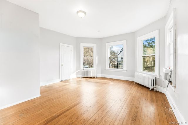 214 E Prospect Avenue, Mount Vernon, NY 10550