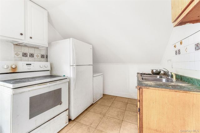 214 E Prospect Avenue, Mount Vernon, NY 10550