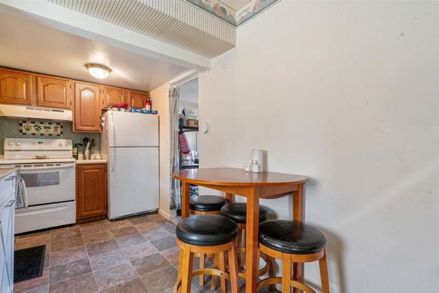 611 12th Ave E, Superior, WI 54880