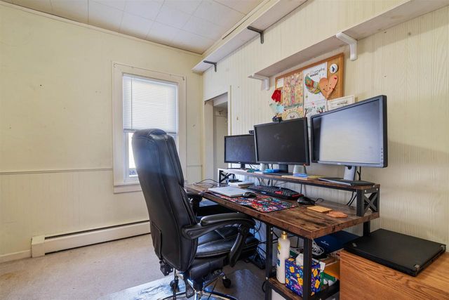 611 12th Ave E, Superior, WI 54880