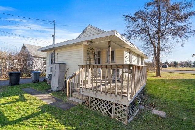 611 12th Ave E, Superior, WI 54880