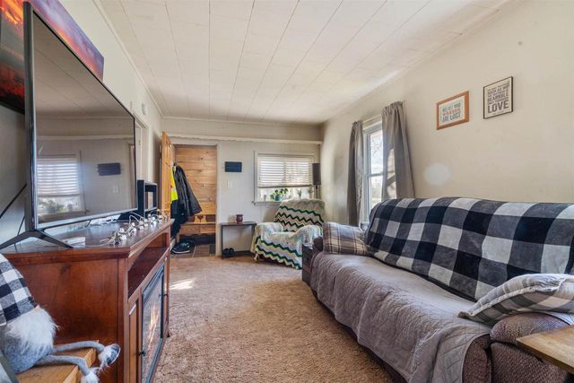 611 12th Ave E, Superior, WI 54880