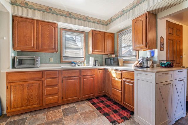 611 12th Ave E, Superior, WI 54880