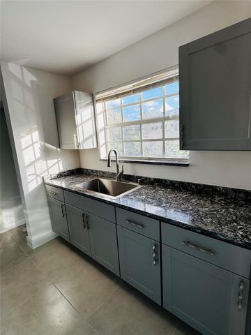 8657 SW 5th Street 201, Pembroke Pines, FL 33025