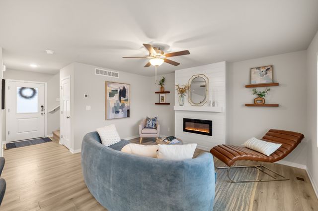 4319 NW 13th Street, Ankeny, IA 50023