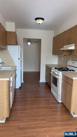 662 Goffle Road B-23, Hawthorne, NJ 07506