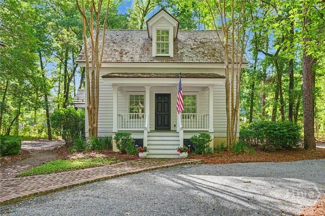 215 Dublin Drive, Richmond Hill, GA 31324