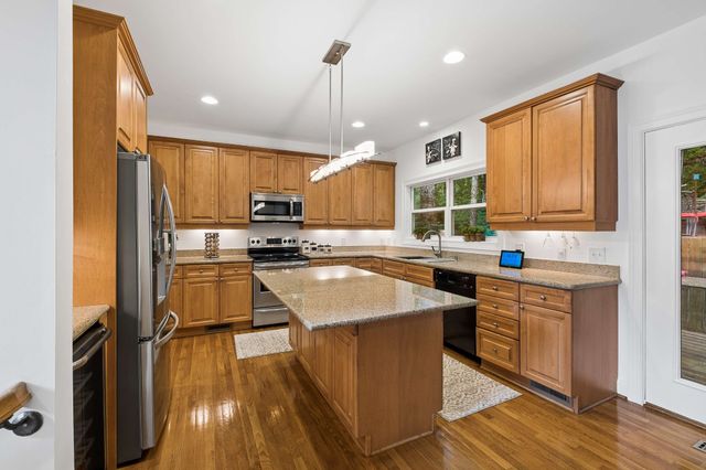 2580 Devon Valley Dr, Nashville, TN 37221