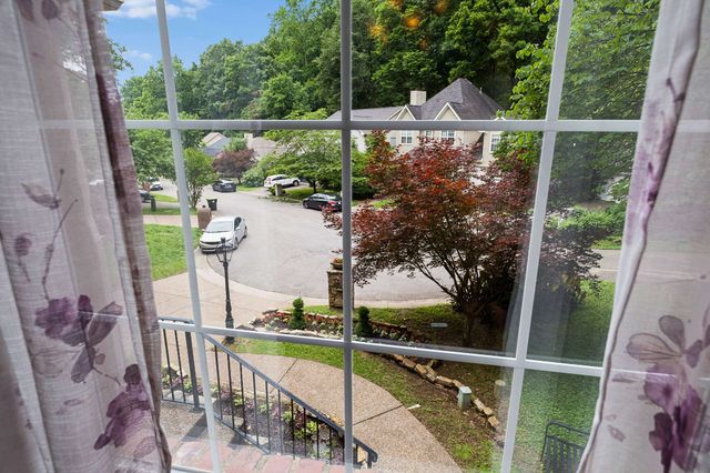 2580 Devon Valley Dr, Nashville, TN 37221