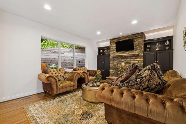 2580 Devon Valley Dr, Nashville, TN 37221