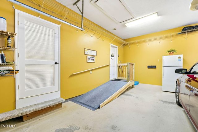 6004 Old Jonesboro Road, Bristol, TN 37620