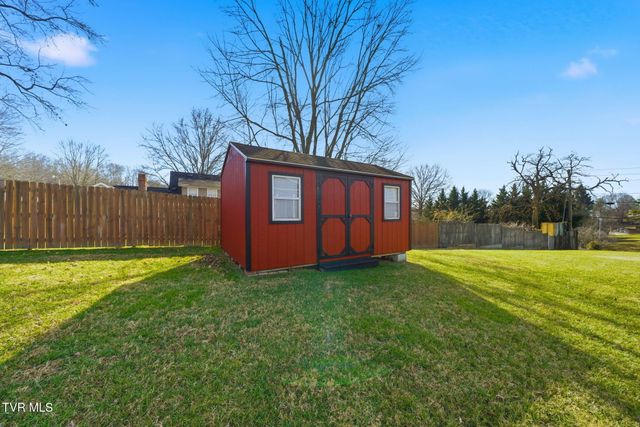 6004 Old Jonesboro Road, Bristol, TN 37620