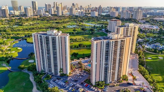 20335 W Country Club Dr 1702, Aventura, FL 33180