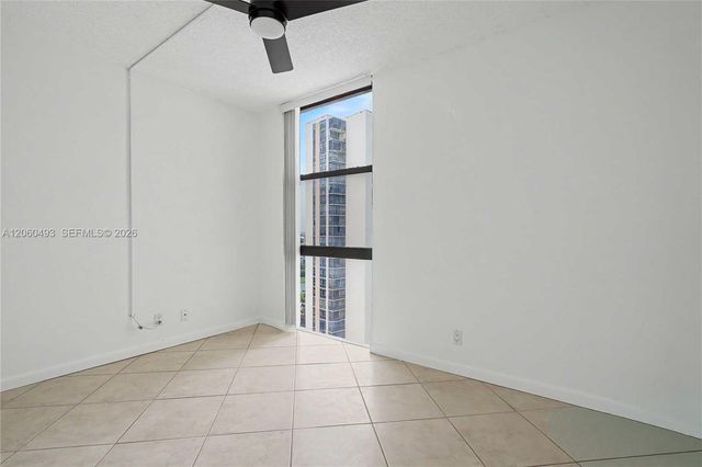 20335 W Country Club Dr 1702, Aventura, FL 33180