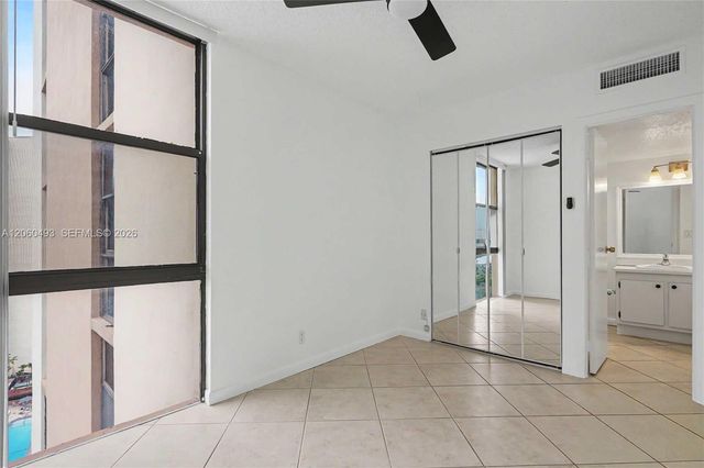 20335 W Country Club Dr 1702, Aventura, FL 33180