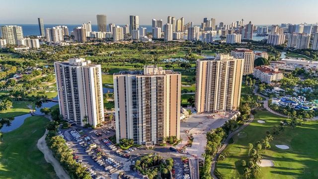 20335 W Country Club Dr 1702, Aventura, FL 33180