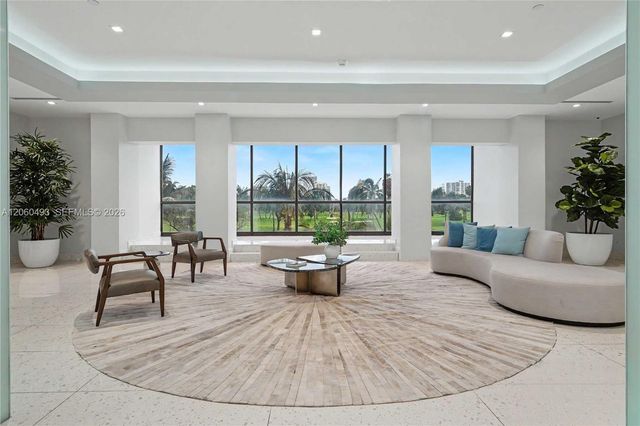 20335 W Country Club Dr 1702, Aventura, FL 33180