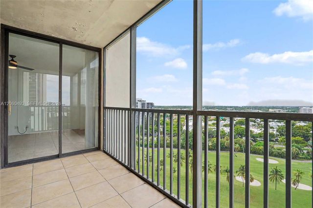 20335 W Country Club Dr 1702, Aventura, FL 33180