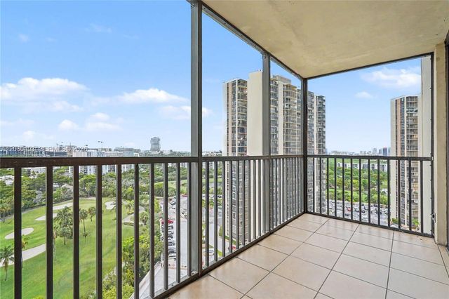 20335 W Country Club Dr 1702, Aventura, FL 33180