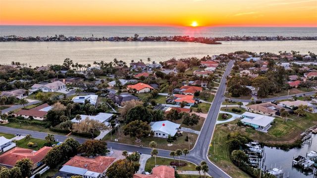 401 PICASSO DRIVE, Nokomis, FL 34275