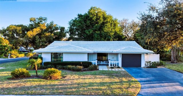 401 PICASSO DRIVE, Nokomis, FL 34275