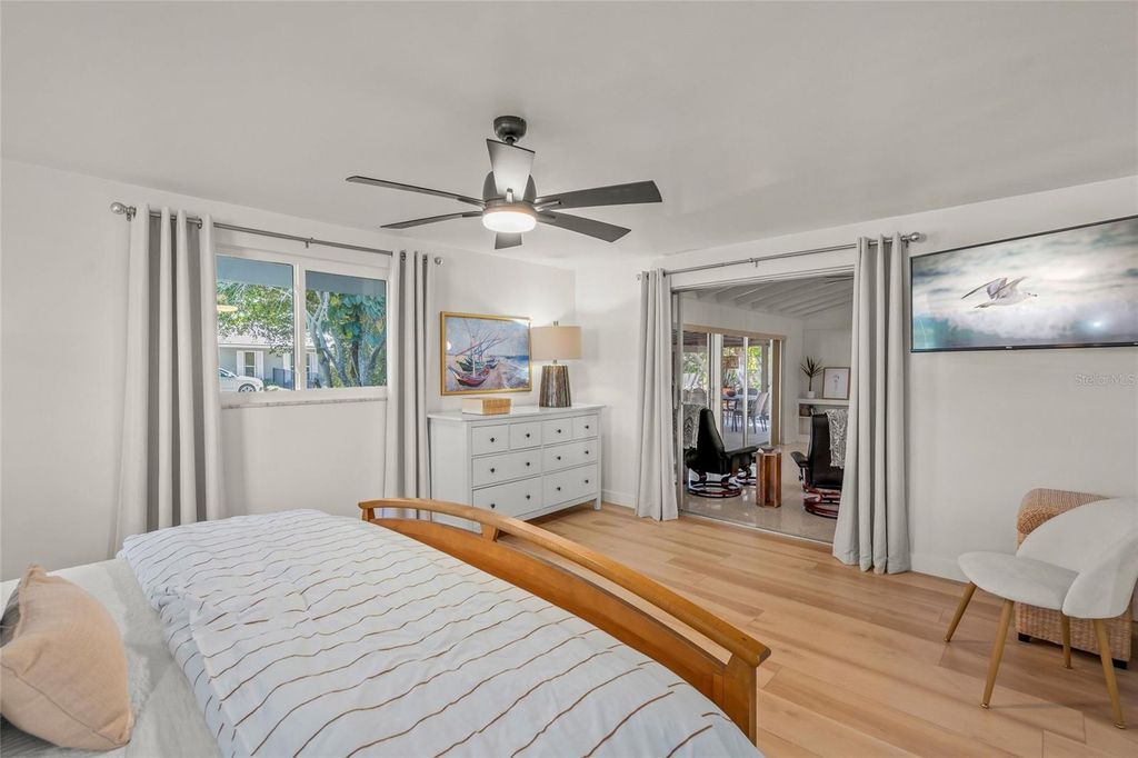 Image 18 of property listing at 401 PICASSO DRIVE, Nokomis, FL 34275